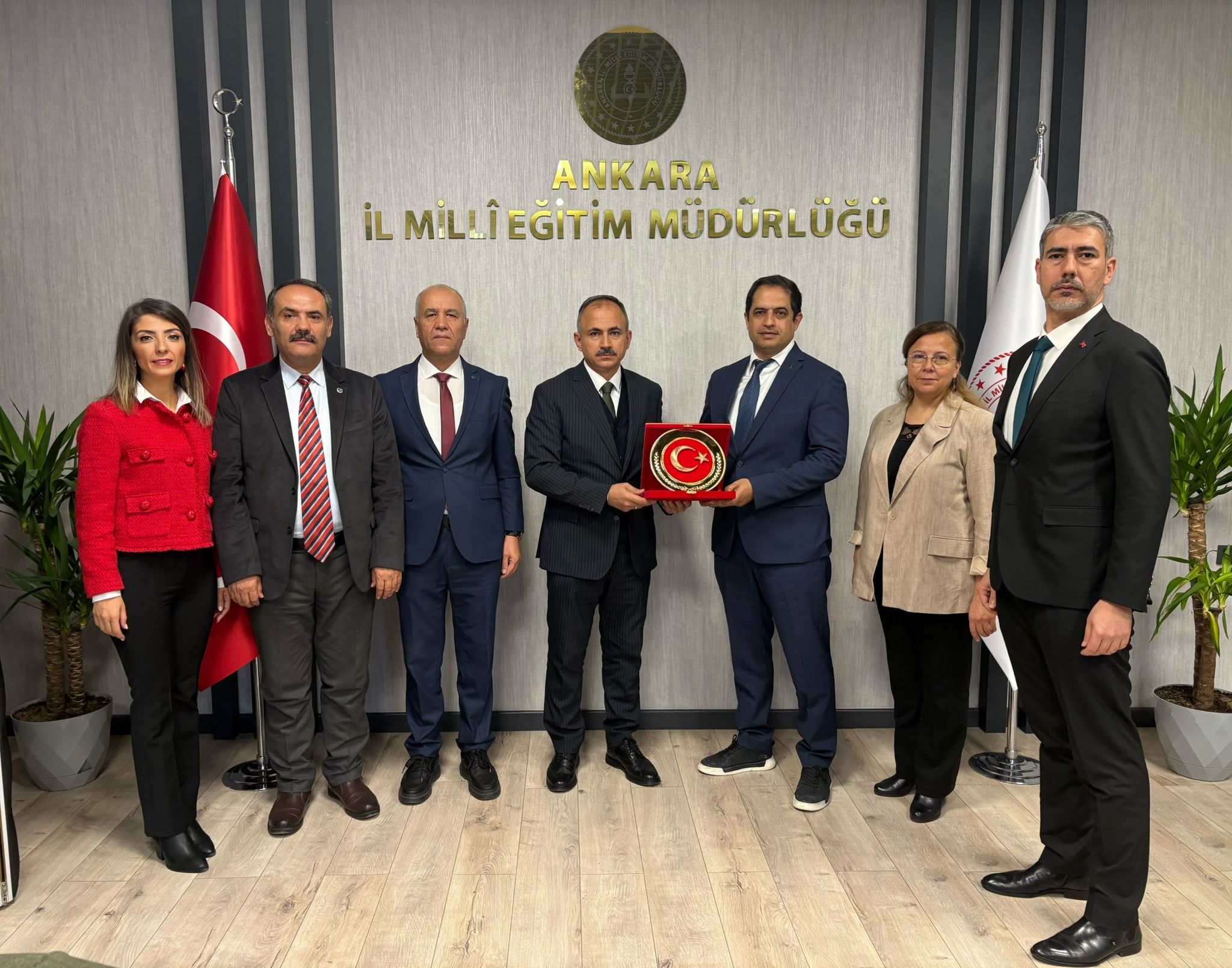 Ankara İl Milli Eğitim Müdürümüz Sayın Murat KÜÇÜKALİ'yi ziyaret ettik